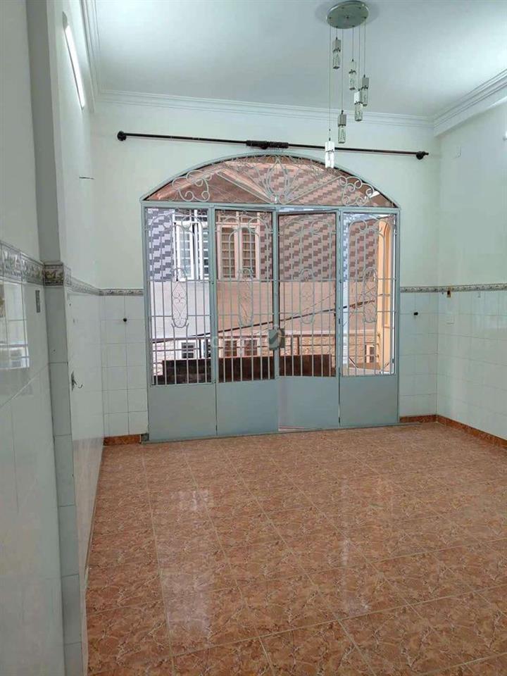 nhà cho thuê gần chợ cây gõ