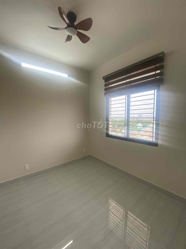 BÁN GẤP CHUNG CƯ LẠC LONG QUÂN Q11