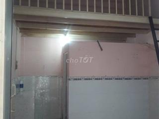 Cho thuê phòng trọ 16m² + gác 8m2 đ. Hồ Văn Tư gần UBNDgần chợ Thủ Đức