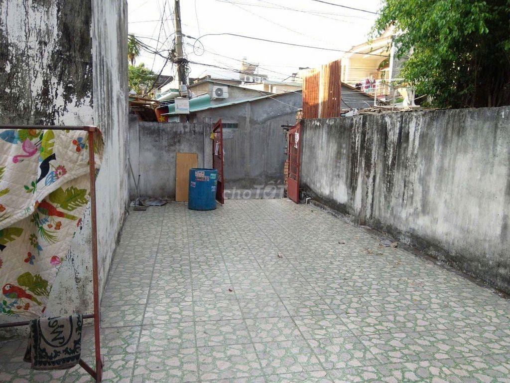 Cho thuê phòng trọ 16m² + gác 8m2 đ. Hồ Văn Tư gần UBNDgần chợ Thủ Đức