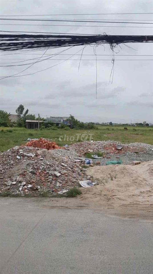 đất nông nghiệp ở đức hòa long an 5500m2 cần bán gấp thương lượng mạnh