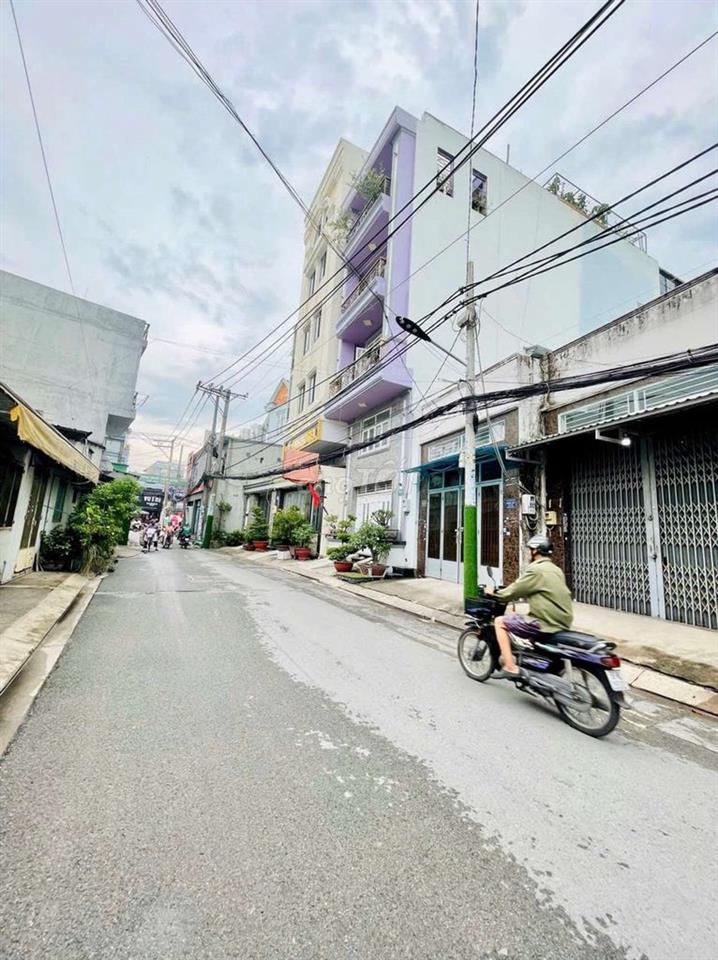 Bán nhà đường Tân Kỳ Tân Quý 63m vuông,4 tầng, ngang4.2, dài 15