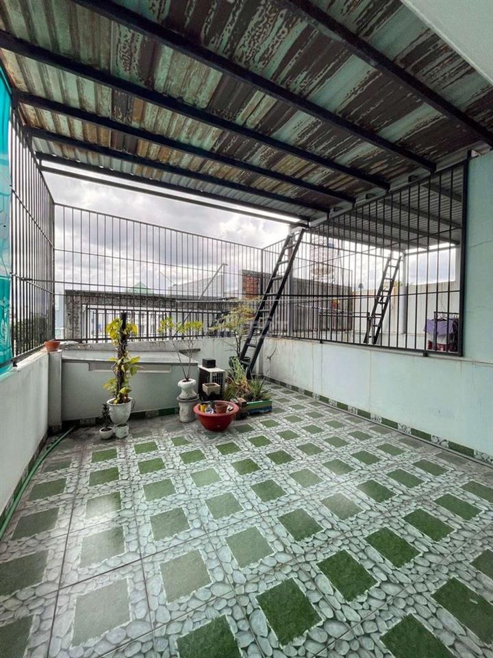 Bán nhà đường Tân Kỳ Tân Quý 63m vuông,4 tầng, ngang4.2, dài 15