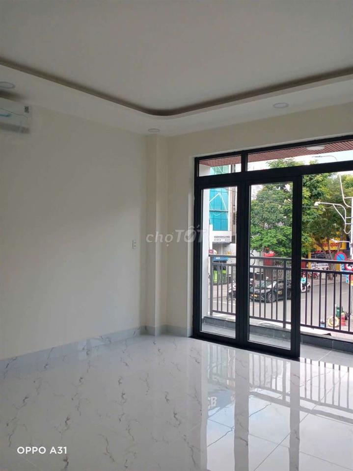 Bán nhà phố 2 mặt tiền đường Phạm Văn Hai Dt 65m vuông 