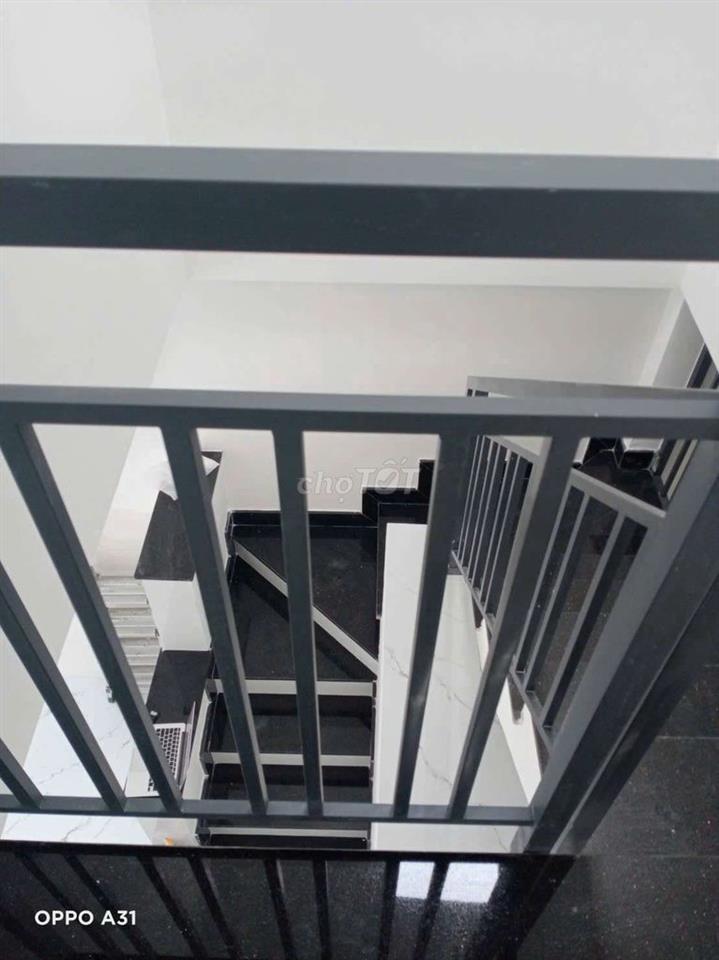 Bán nhà phố 2 mặt tiền đường Phạm Văn Hai Dt 65m vuông 
