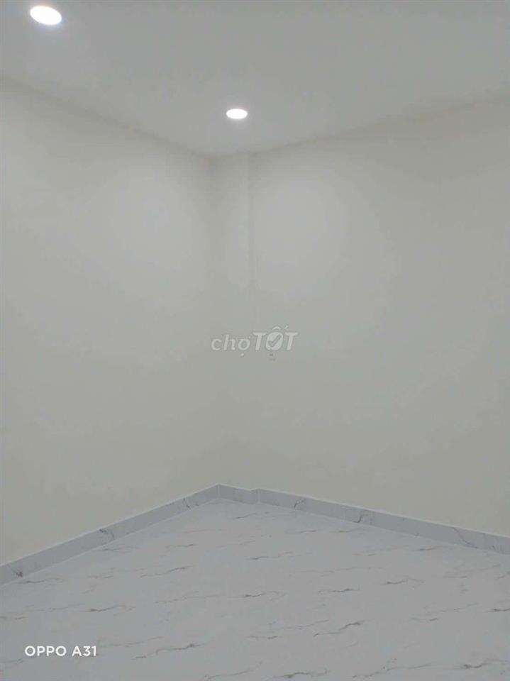 Bán nhà phố 2 mặt tiền đường Phạm Văn Hai Dt 65m vuông 