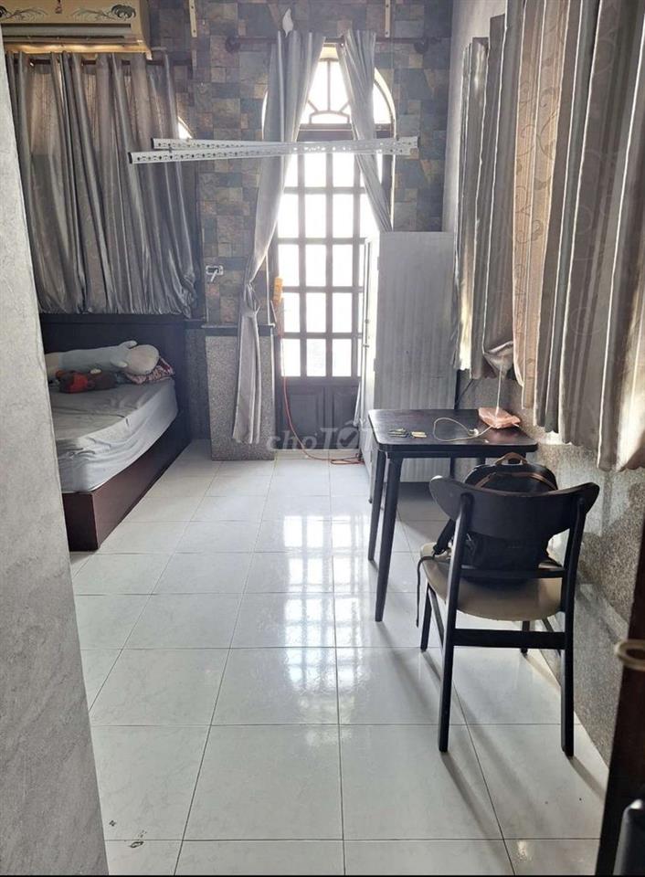 Cho thuê căn hộ mini có ban công