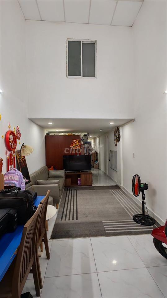 CHÍNH CHỦ BÁN NHÀ TÂN ĐỊNH Q1 – 40M² – SỔ RIÊNG – 1 TỶ NHẬN NHÀ