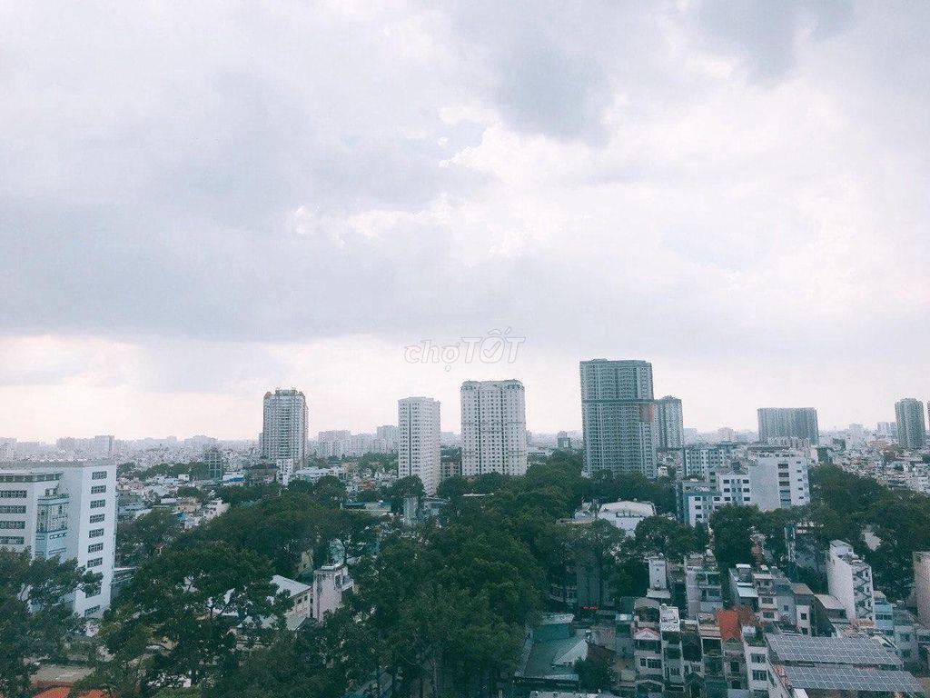 Cho thuê căn hộ chung cư Hùng Vương Plaza, Q5, 130m2, 3PN, Giá 18tr