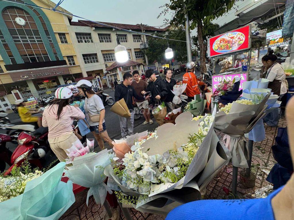 chuyển nhượng shop hoa tươi
