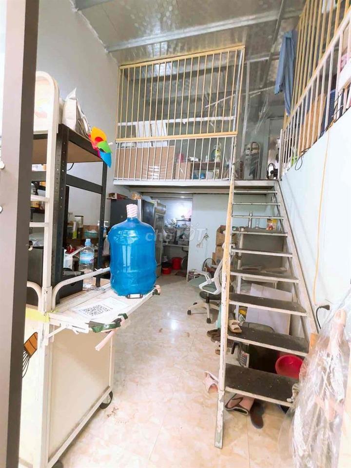 Nhà cấp 4 2 tầng gác xép