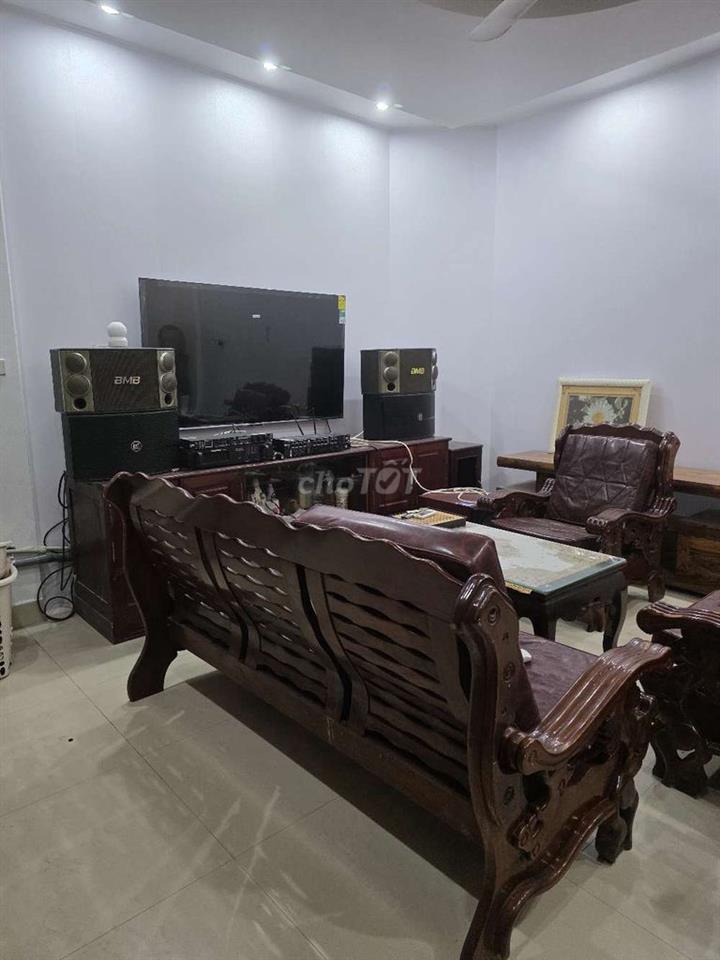 Phòng trọ gần trường Đại học Thăng Long