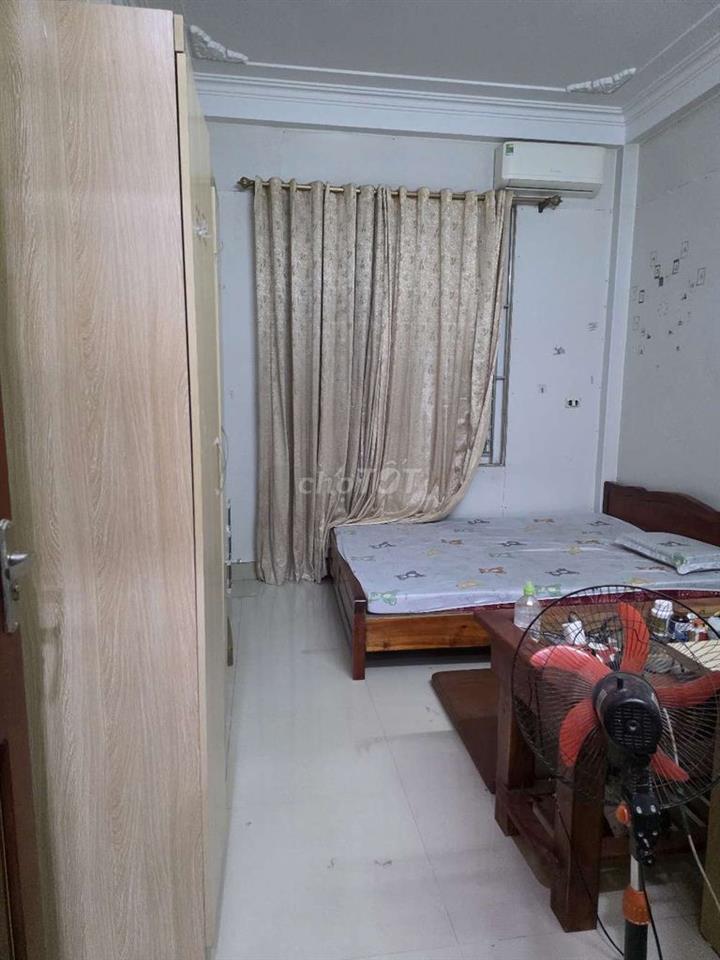 Phòng trọ gần trường Đại học Thăng Long