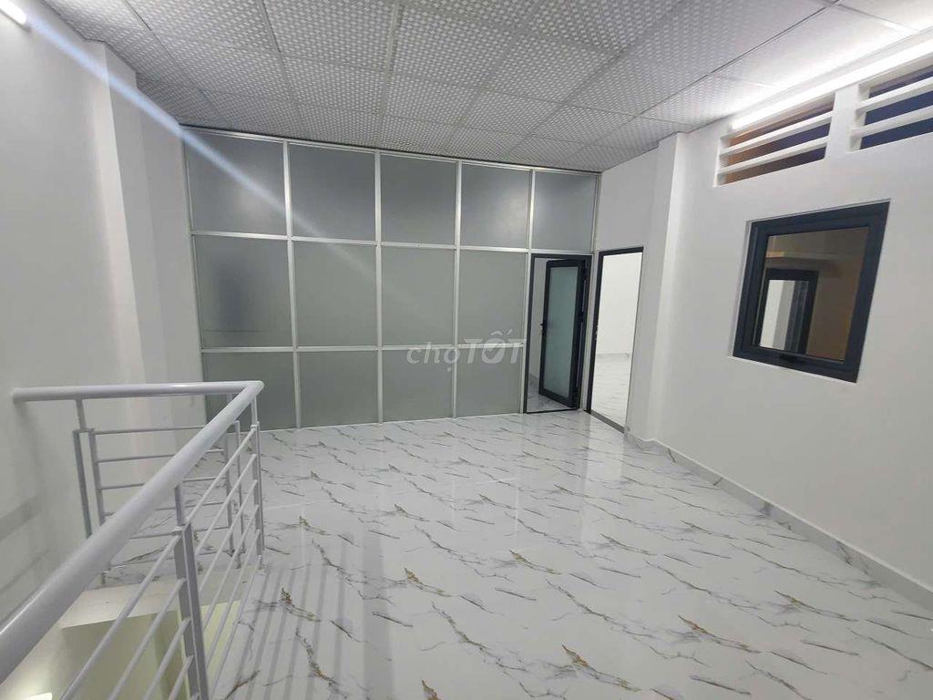 Nhà Tân Sơn Nhì 9x8m 2 lầu 15tr/tháng