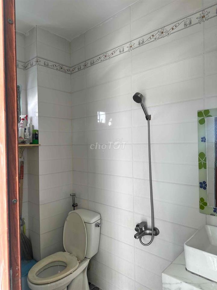 chính chủ cần bán căn nhà mặt tiền xã Tân Hiệp Hóc Môn