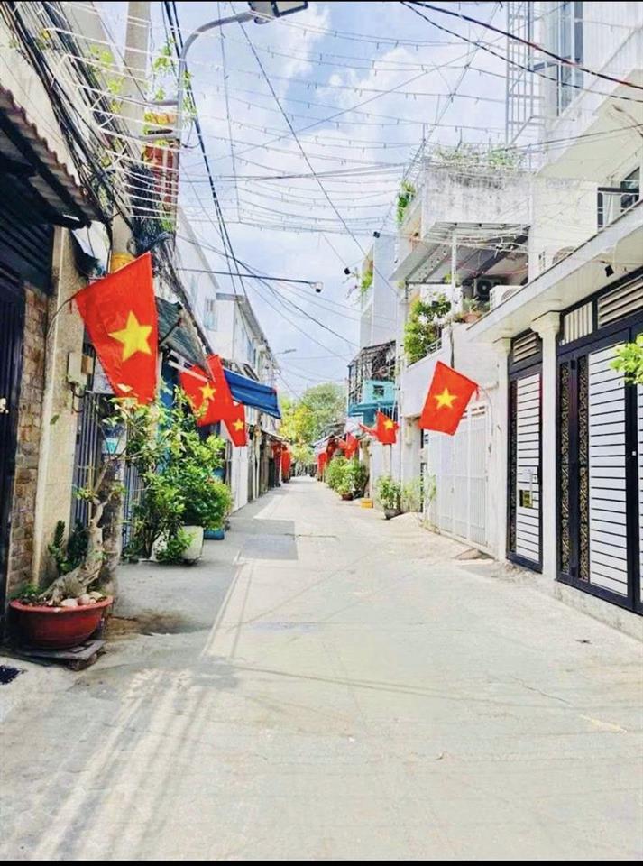 Bán nhà dt lớn dương bá trạc