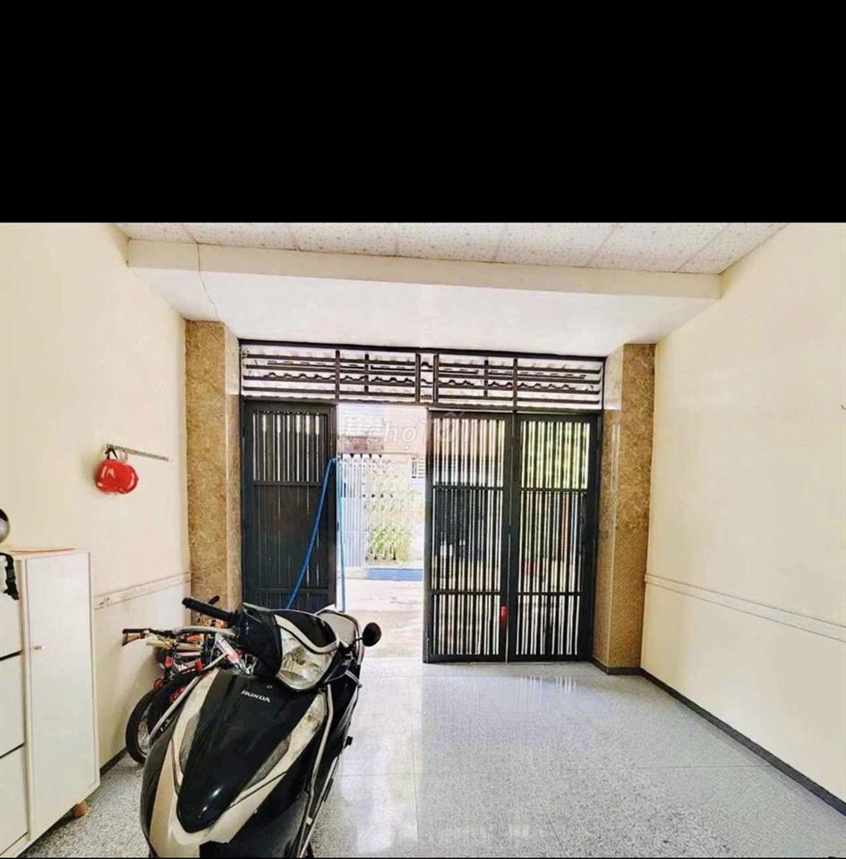 Bán nhà dt lớn dương bá trạc