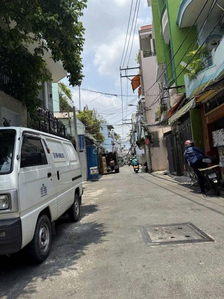 Bán nhà dt lớn dương bá trạc