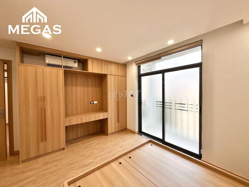 HOT!! 2N2WC Lạc Long Quân, full đồ cao cấp, gần Hồ Tây, ô tô đỗ cửa