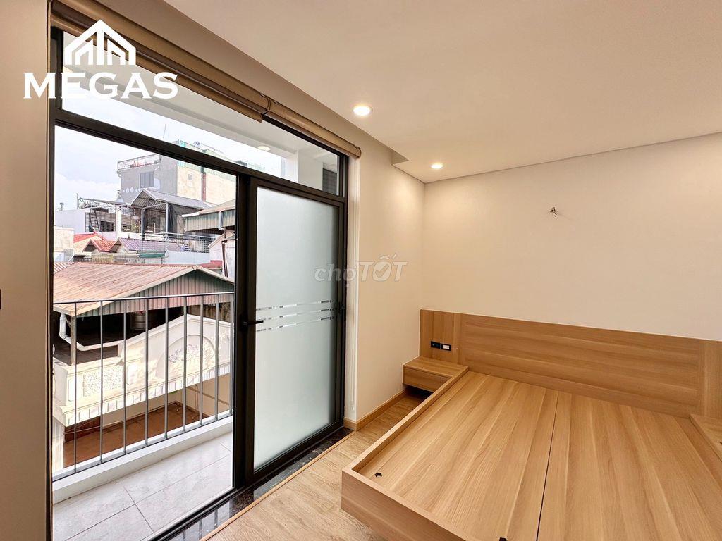HOT!! 2N2WC Lạc Long Quân, full đồ cao cấp, gần Hồ Tây, ô tô đỗ cửa