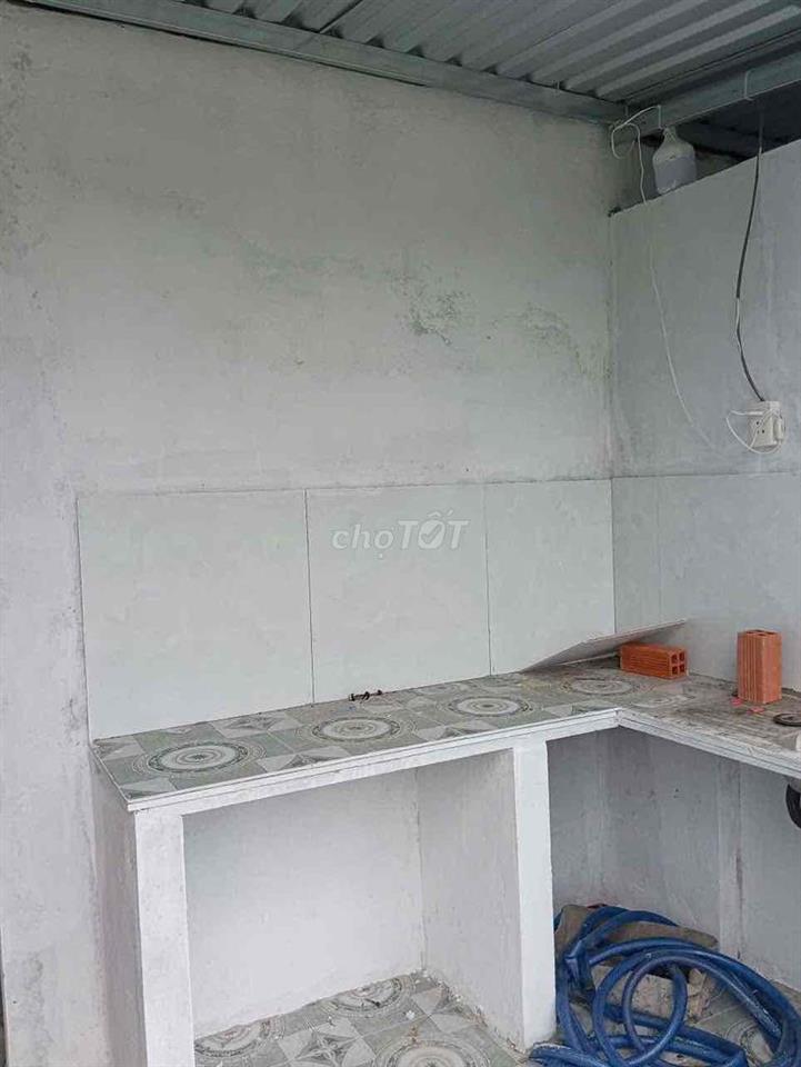 Cho thuê nhà thị trấn hậu nghĩa 5x20 hẻm 4m