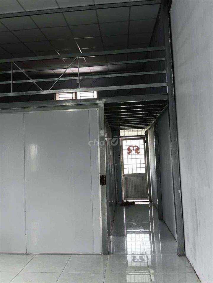 Cho thuê nhà thị trấn hậu nghĩa 5x20 hẻm 4m