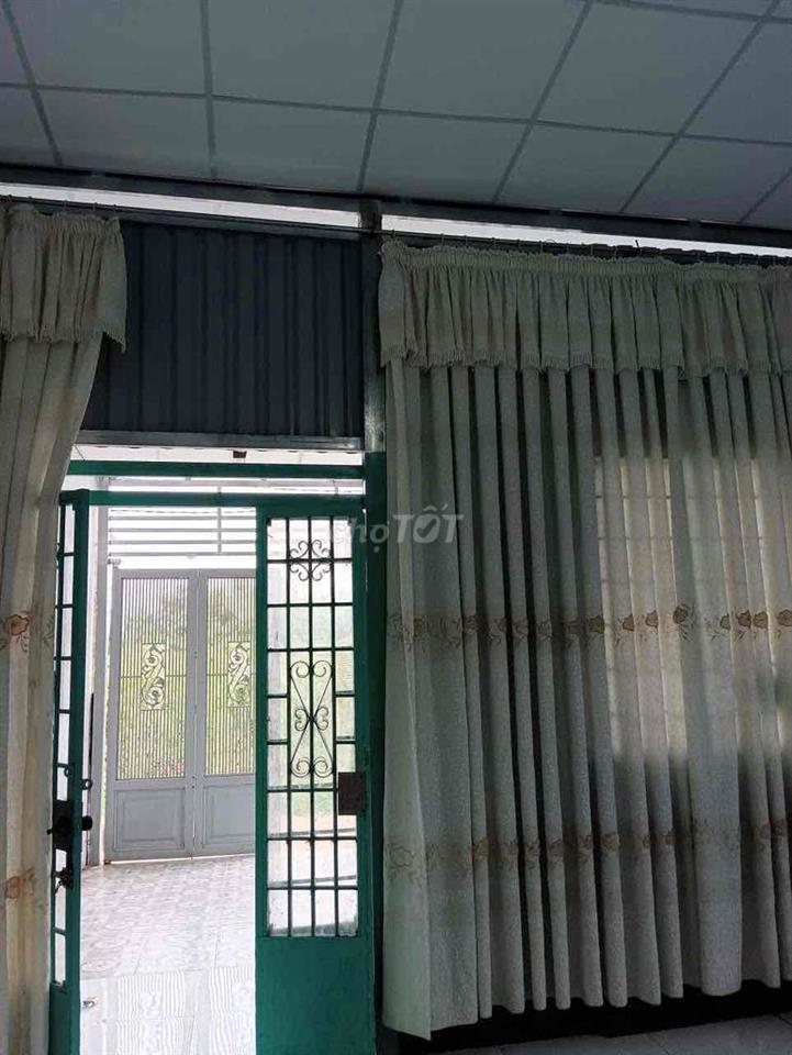 Cho thuê nhà thị trấn hậu nghĩa 5x20 hẻm 4m