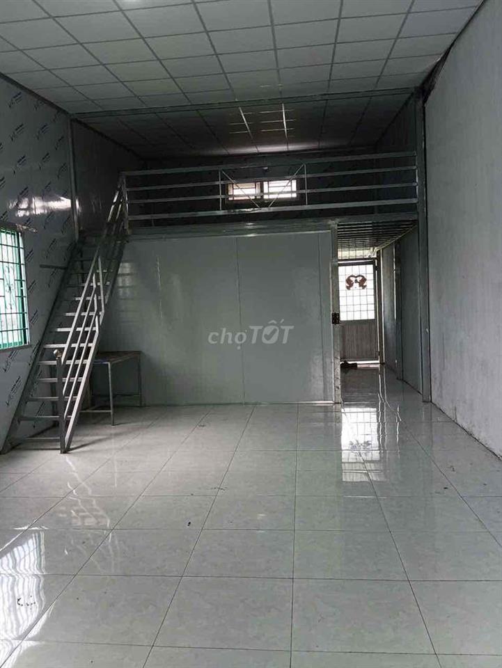 Cho thuê nhà thị trấn hậu nghĩa 5x20 hẻm 4m