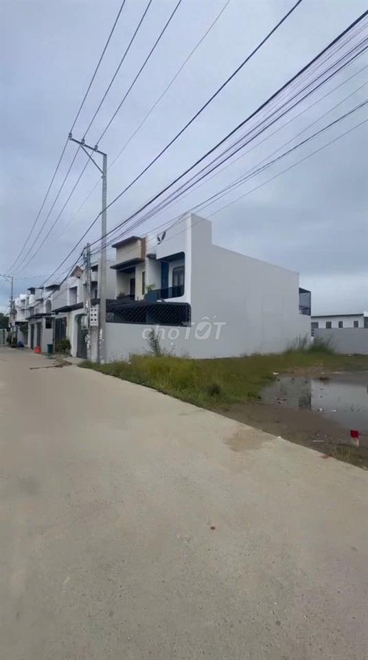 Bán lô đất ngay trường mẩu giáo 154m2 full thổ cư, đường 5m.