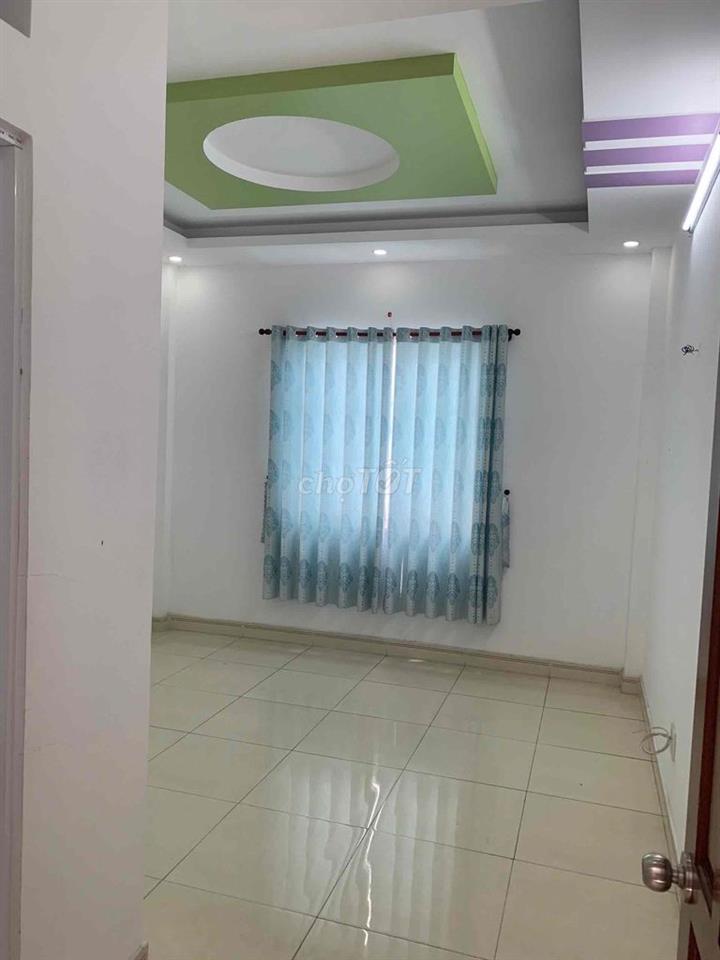 nhà 4x16 3 tấm liên khu 5-6 đường xe hơi
