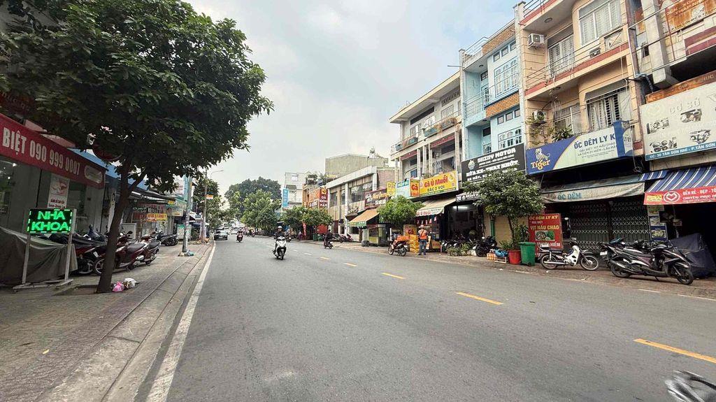 Cho Thuê Nhà Tân Sơn Nhì 8m x 25m 1 trệt 3 lầu Giá 55tr Siêu phẩm