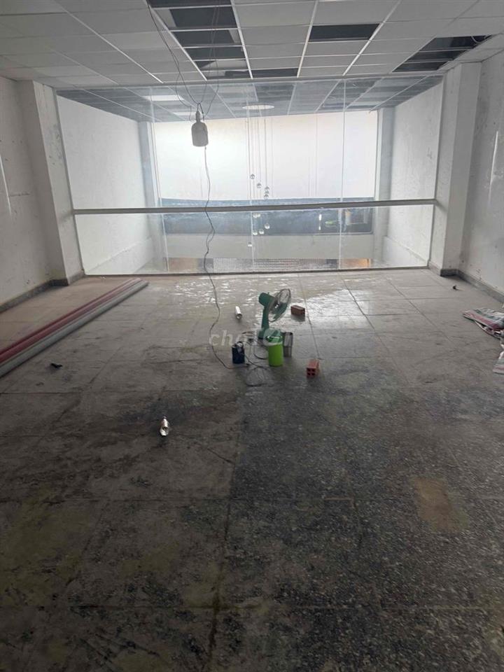 Cho Thuê Nhà Hoà Bình DT Sàn 1100m2 1 Hầm 1 Trệt 1 Lửng 6 lầu