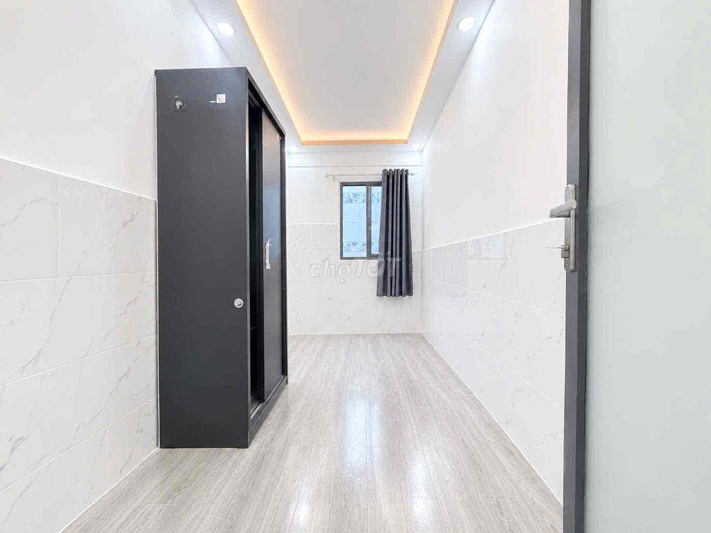 MỚI TRỐNG LẠI 2 PHÒNG NGỦ CỰC KÌ RỘNG RÃI NGAY BẾN XE MIỀN ĐÔNG CŨ
