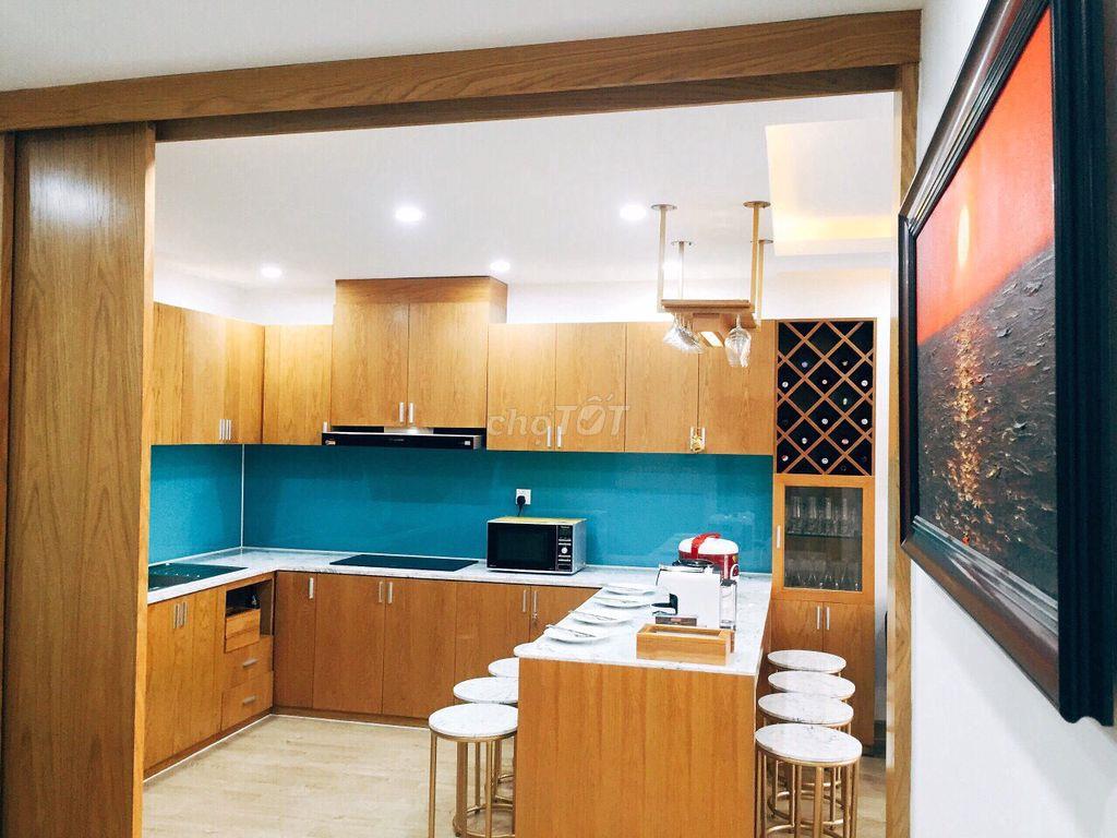 Bán chung cư Oriental Plaza (Tân Phú) - 106m2, 3PN, 2WC, giá 5.1 tỷ