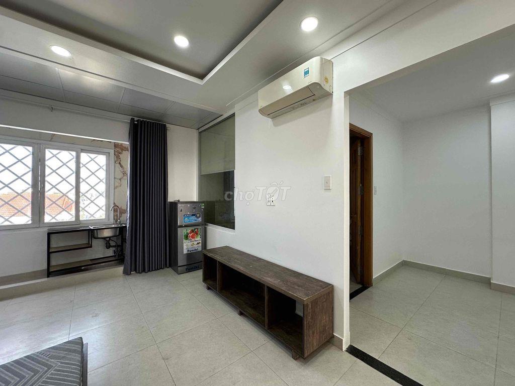 Căn Hộ Dịch Vụ - 2 Phòng Ngủ / Full Nội thất