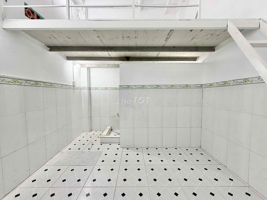 Phòng 3tr mà ở dương quảng hàm thì tìm đâu ra không nhanh thì hết