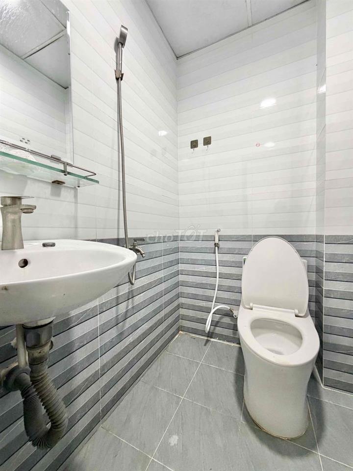 Studio nội thất cũng cơ bản chỉ hơn 3tr tí