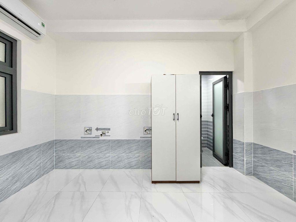 Studio nội thất cũng cơ bản chỉ hơn 3tr tí