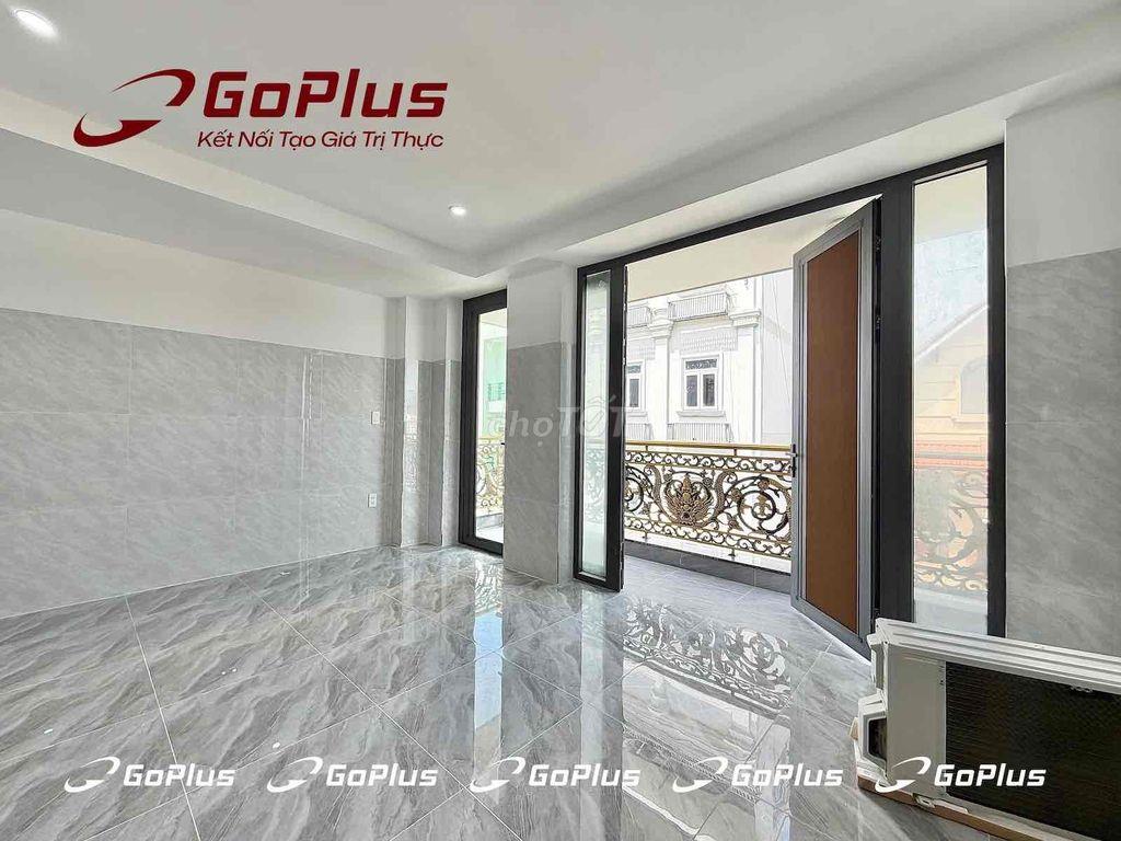 Studio ban công siêu rộng rãi giá chỉ hơn 4tr