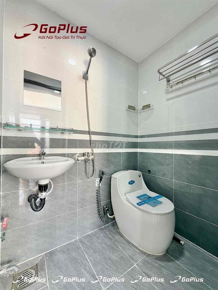 Studio ban công siêu rộng rãi giá chỉ hơn 4tr