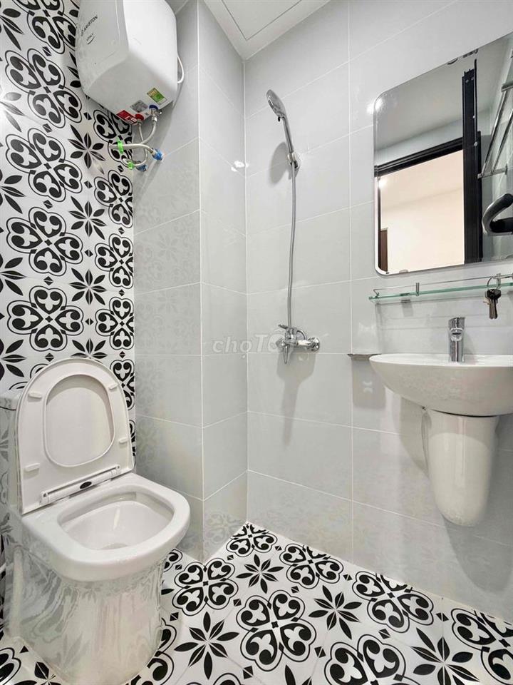 Studio full nội thất loanh quanh 4tr