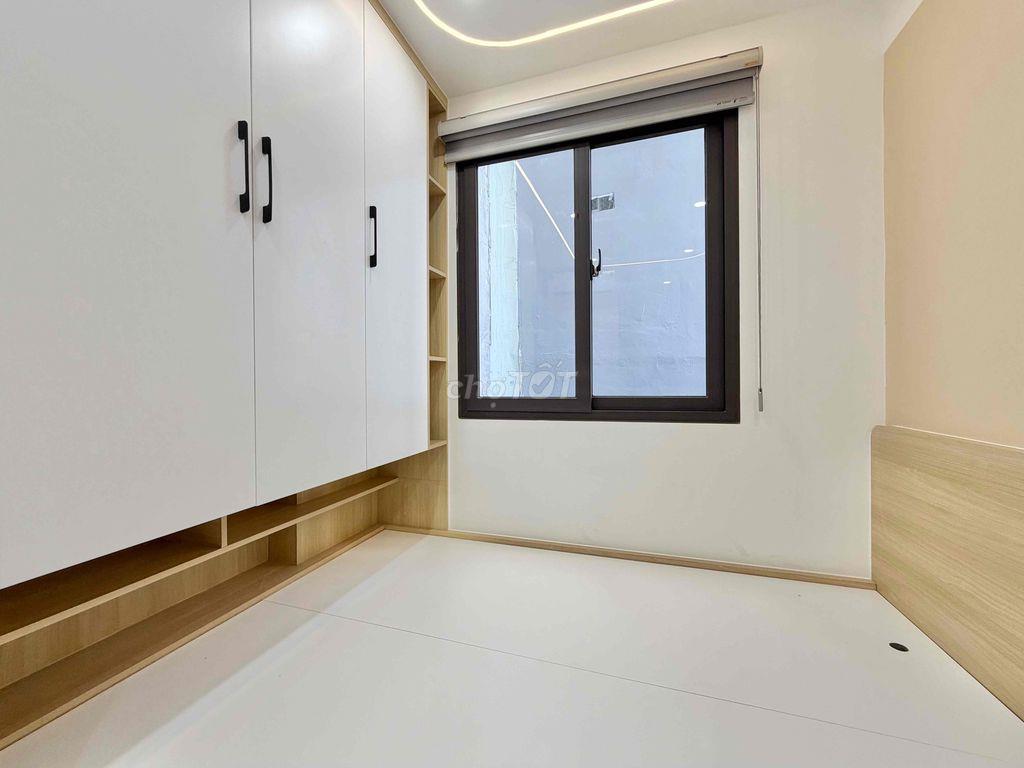 Studio full nội thất loanh quanh 4tr