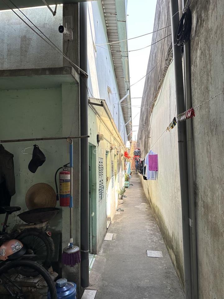Phòng trọ giá rẻ 12,5 m2 (+8 m2 gác) Tô Ký Hóc Môn