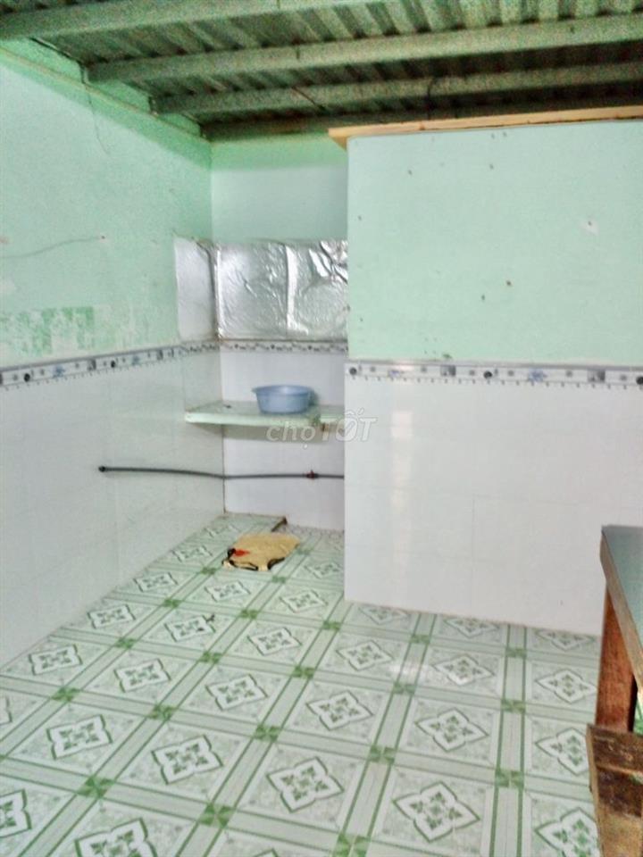 Phòng trọ giá rẻ 12,5 m2 (+8 m2 gác) Tô Ký Hóc Môn