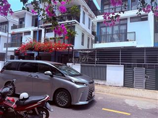 hàng ngộp, chủ sắp tắt thở rồi