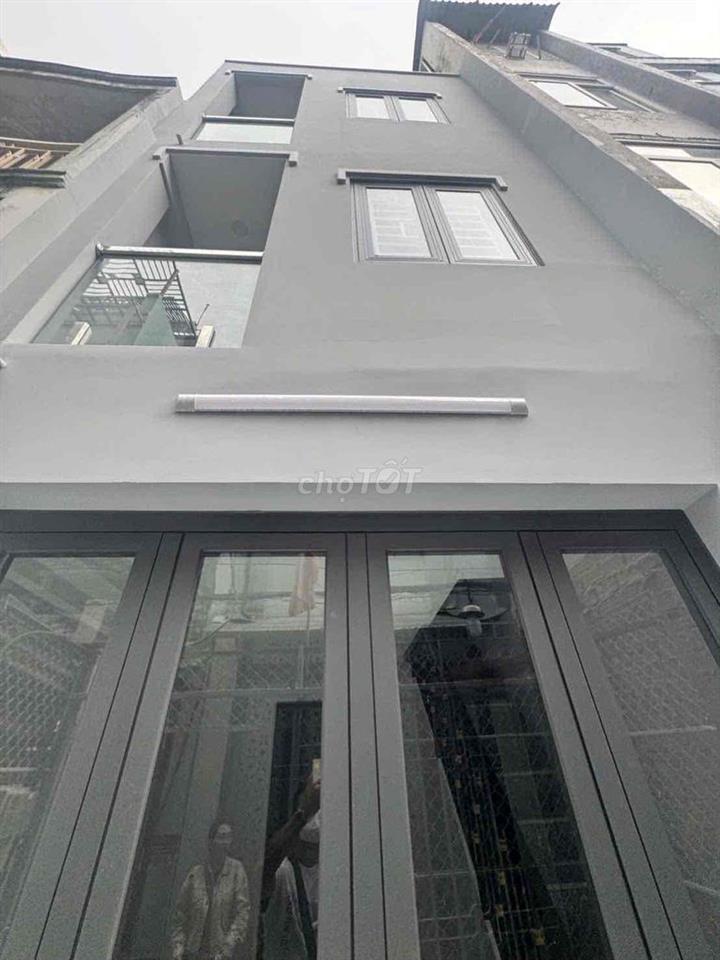 cho thuê nhà q4 nhà mới xấy