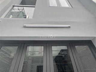 cho thuê nhà q4 nhà mới xấy