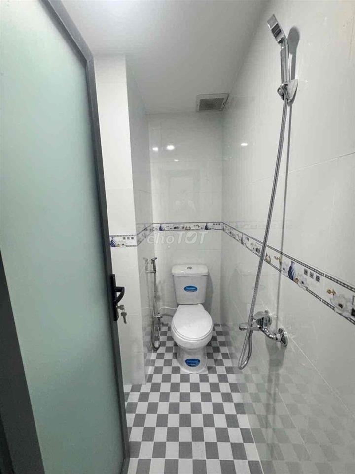 cho thuê nhà q4 nhà mới xấy
