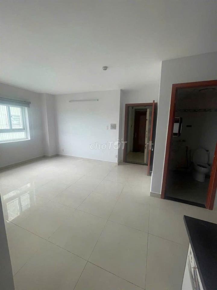 Chung cư Phạm Văn Đồng, GV: 80m2, NTCB, 10 triệu/tháng, 2PN