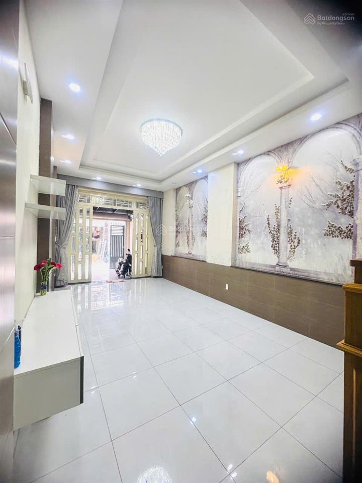 Cho thuê nhà nguyên căn, 4pn, 5wc, 240m2